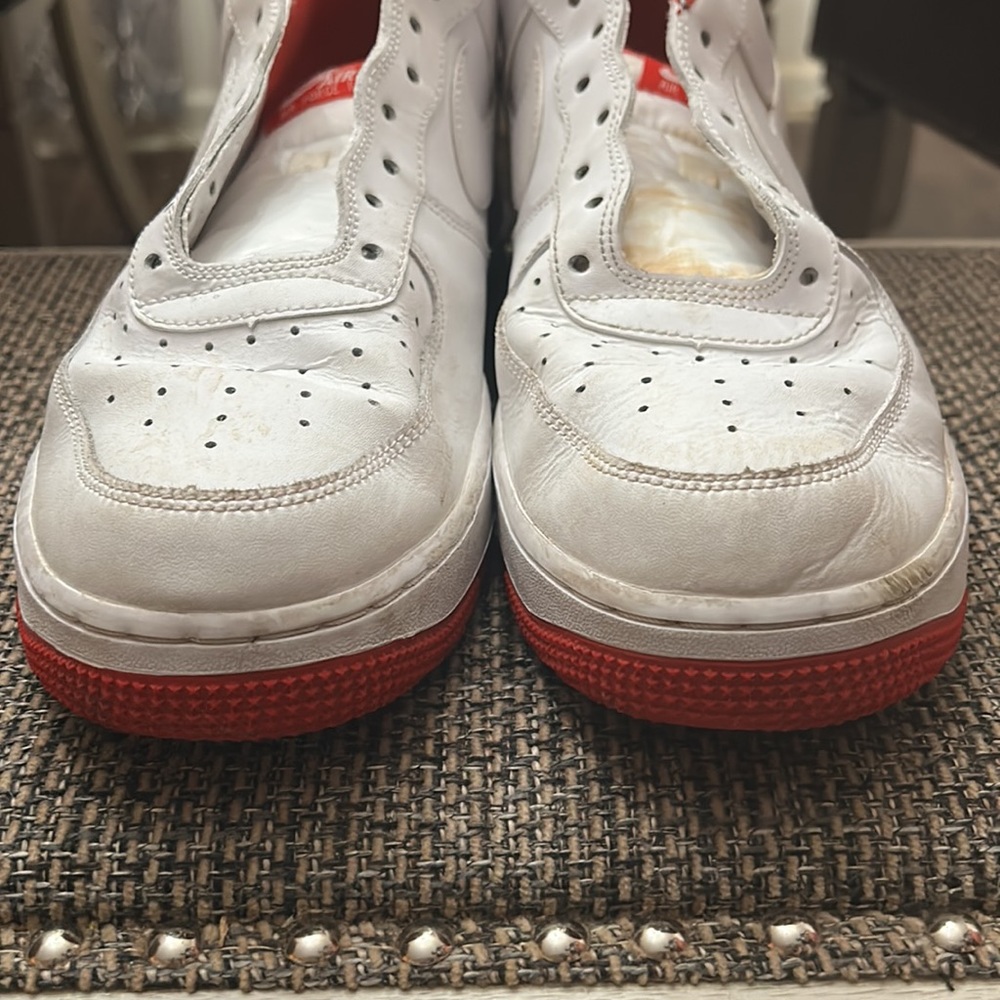 Air Force 1 Sneakers size 11 - Picture 7 of 8